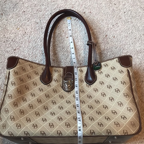 Dooney & Bourke Logo Tote Bag - Picture 9 of 10
